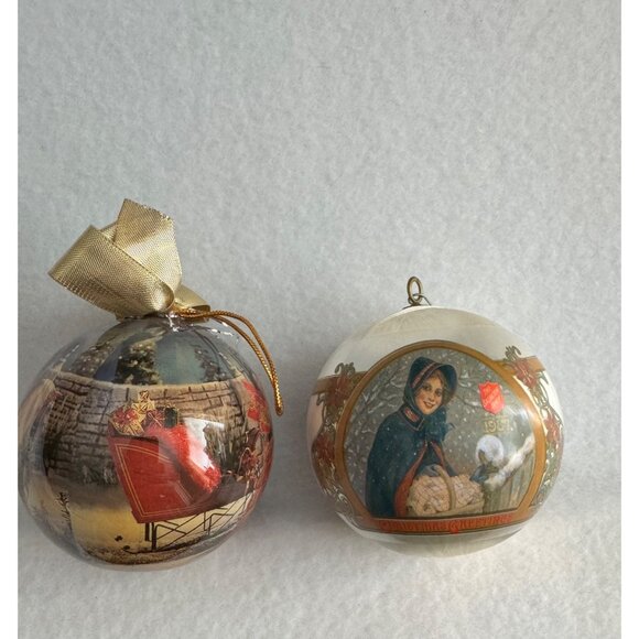 Christmas Ball Ornament Lot 2 Salvation Army 1987 Holiday Barbie 1997 - Picture 3 of 4